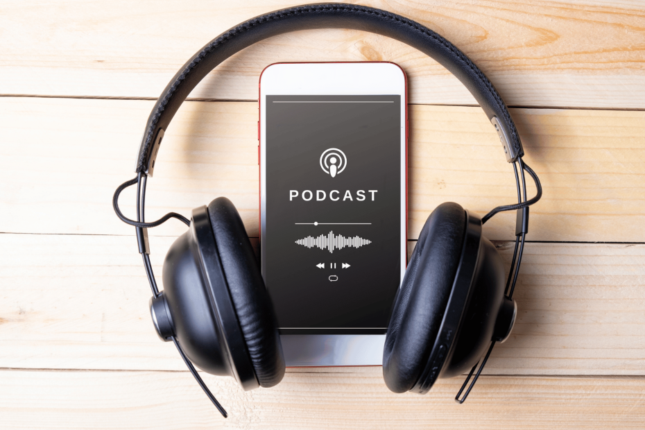 5 Podcasts that Inspire A Positive Mindset
